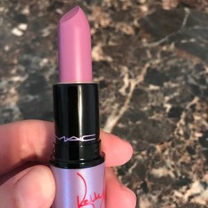 💕HOST PICK💕 New & rare MAC Dodgy Girl lipstick
